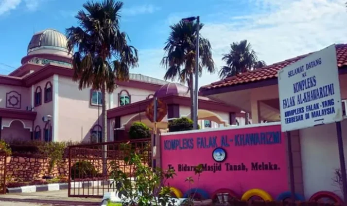 tempat rare di melaka malaysia