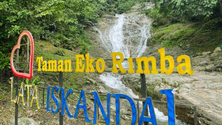 air-terjun-menarik-di-perak-lata-iskandar